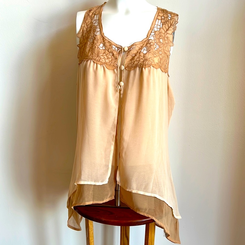 Blu pepper blouse with embroidered top, gauzy in dusty peachy shade women medium